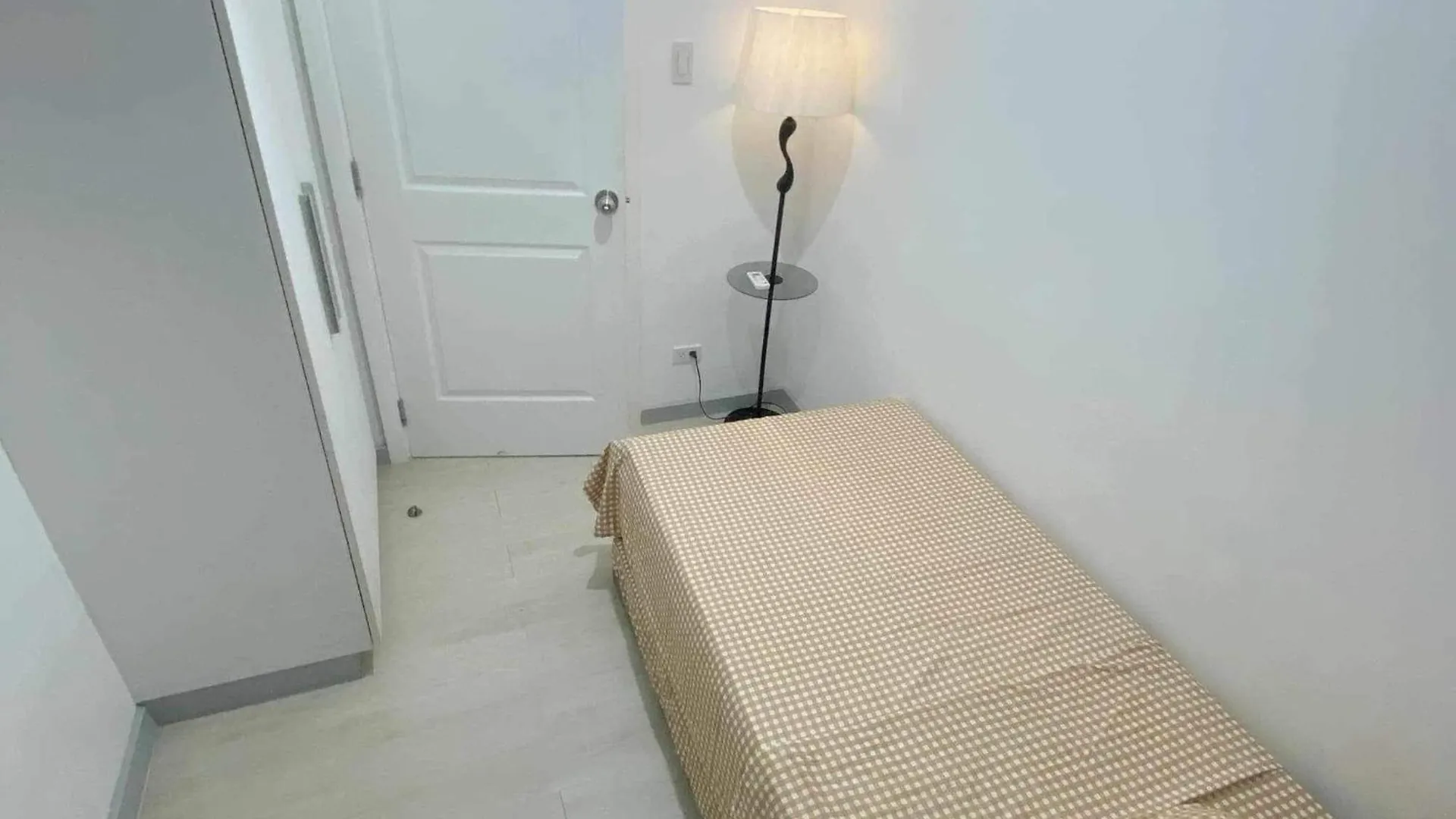 Azure Urban Resort Staycation Paranaque City 0*,  Philippines